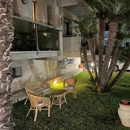 La Taverna Della Loggia Avola Exterior foto
